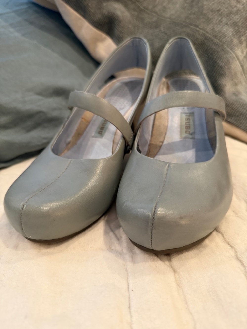 Tsubo Light Gray Mary Jane Flats with Strap